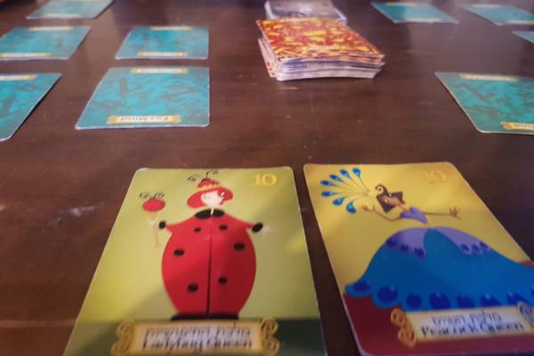 You are currently viewing 7 Best Family Card Games
